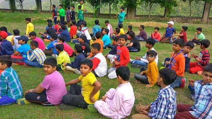 5 Reasons Why to Send Child In Summer Camps