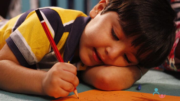8 Ways to Keep Your Child Busy Indoor This Summer