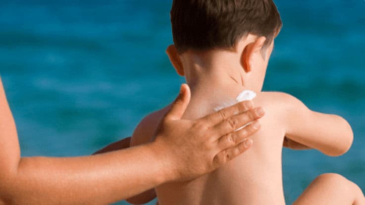 How to choose and use sunscreen for your child
