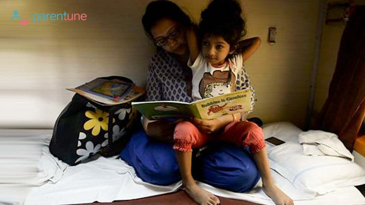 बच्चे के साथ कर रहे हैं ट्रेन में सफर तो इन बातों का रखें ध्यान