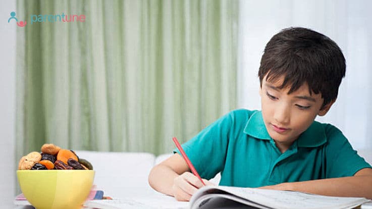 बच्चों का दिमाग़ (मेमोरी पावर) तेज़ करने के लिए क्या होना चाहिए आहार?