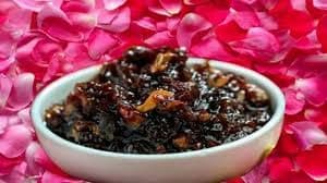 गरोदरपणात गुलकंद खाऊ शकतो का? उन्हाळ्यातील रेसिपी आणि अप्रतिम १० फायदे 