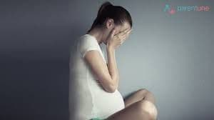 गरोदरपणात मूड बदलण्याची ४ कारणे 