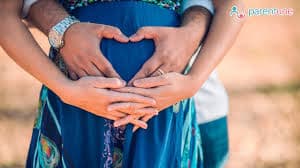 पहिल्या महिन्यात गर्भवतीने काय खावे? लक्षणे आणि खबरदारी!!