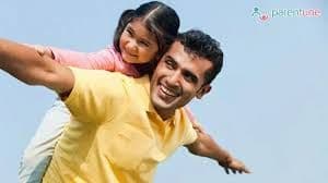 मुलांच्या दातांचा रंग पिवळा का होतो? आवश्यक काळजी आणि मार्गदर्शन!