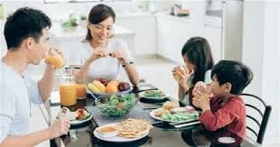 लहान वयात मुलांना शिकवण्याच्या ६ छान सवयी!!