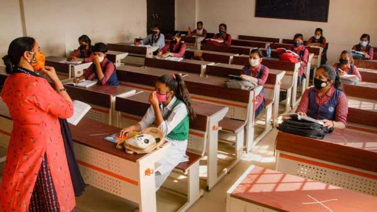 பள்ளிகள் மீண்டும் திறப்பு - செப்டம்பர் 1 ஆம் தேதி முதல் 