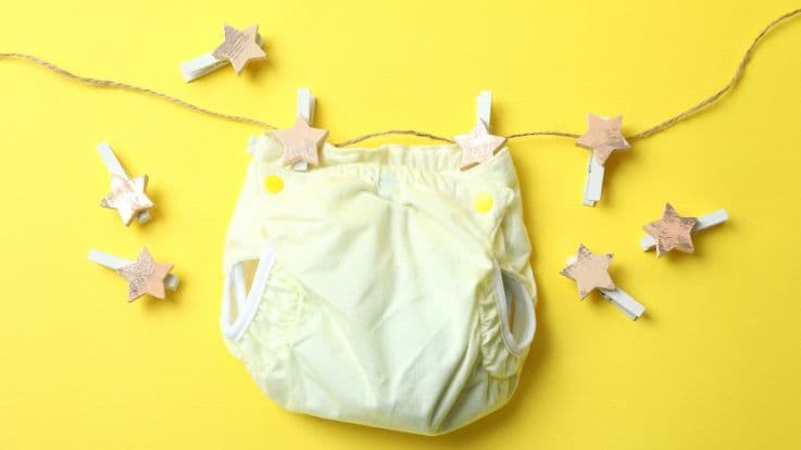 Know What Your Baby’s Poop Is Telling You: Colour, Frequency, Quantity & Much More