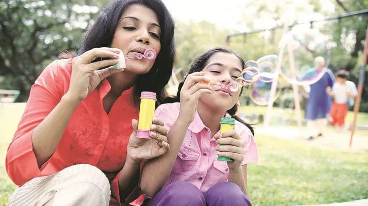 What Are the 7 Parent-Child Emotional Bonding Things?
