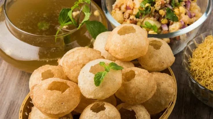 What Foods to Avoid & Foods to Choose During Monsoons - Expert Tips for Parents